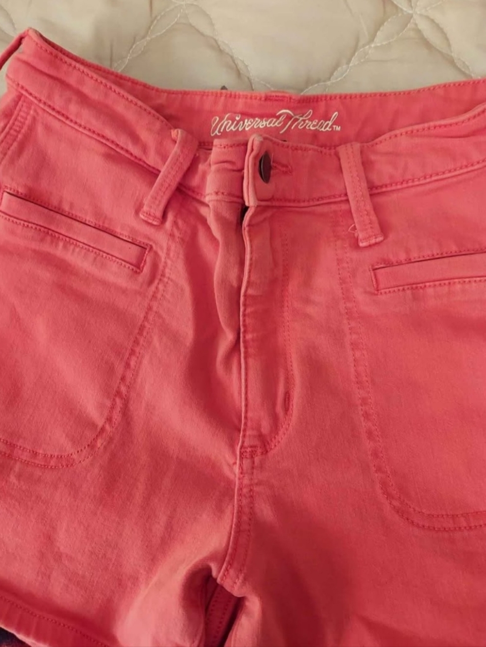 Universal Thread High-Waist Coral Shorts - Picture 4 of 5